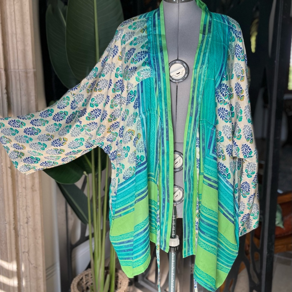 Silk Shortie Kimono
